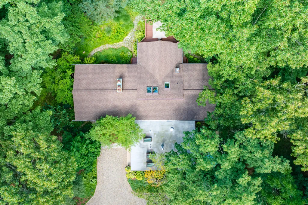 3818 Heights Drive Ross Township MI 49060