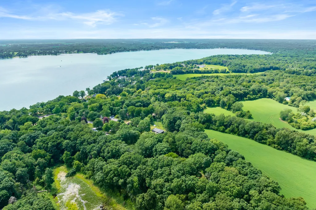 3818 Heights Drive Ross Township MI 49060