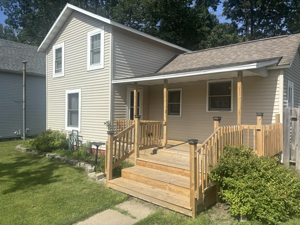 121 S Railroad Street Lawton Village MI 49065