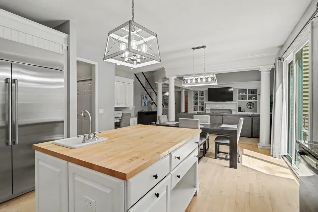 8203 Barony Point Texas Charter Township MI 49071