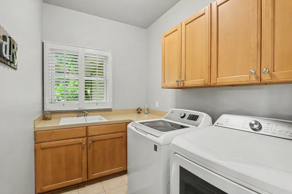 8203 Barony Point Texas Charter Township MI 49071