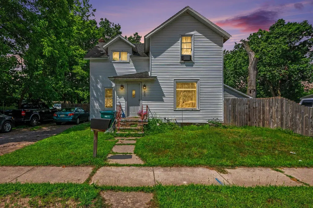 304 Fifth Avenue Three Rivers City MI 49093