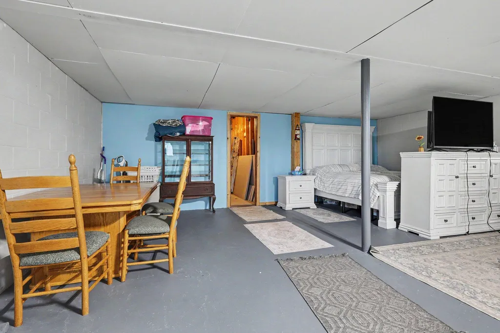 8691 S Elm Avenue Croton Township MI 49337
