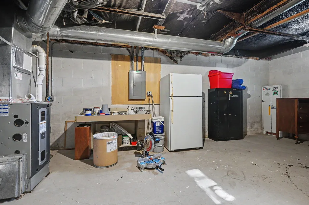 8691 S Elm Avenue Croton Township MI 49337