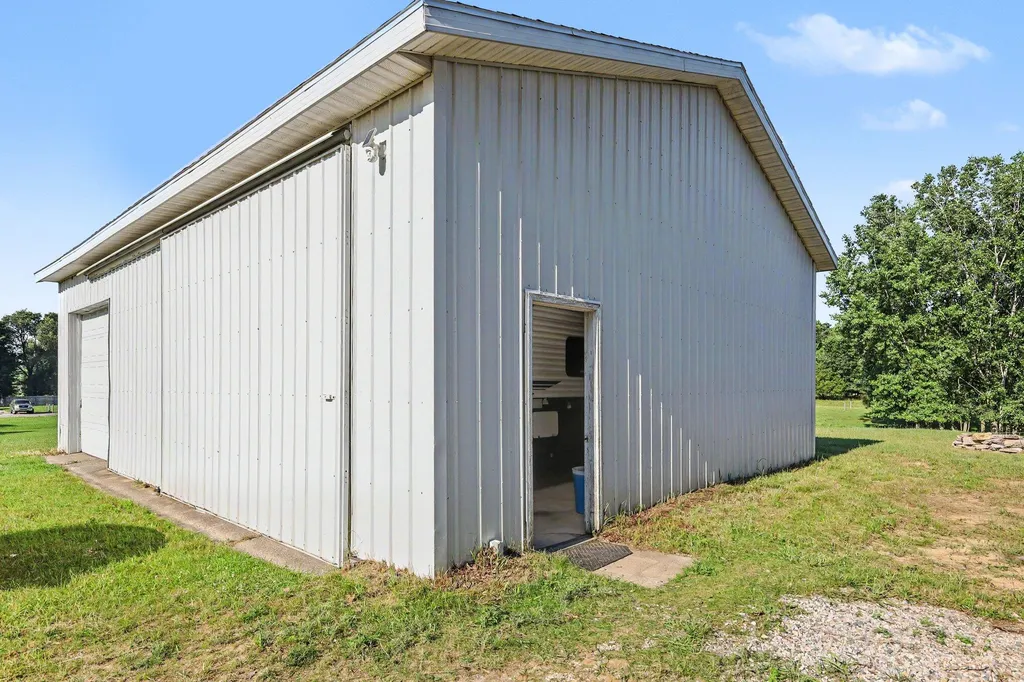 8691 S Elm Avenue Croton Township MI 49337