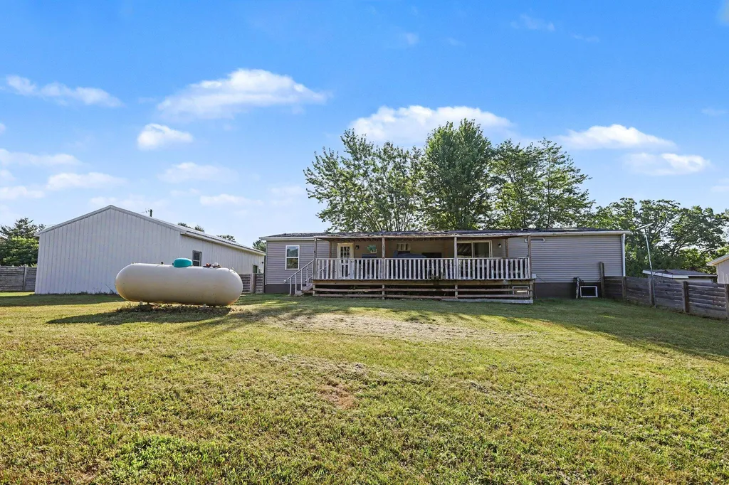 8691 S Elm Avenue Croton Township MI 49337