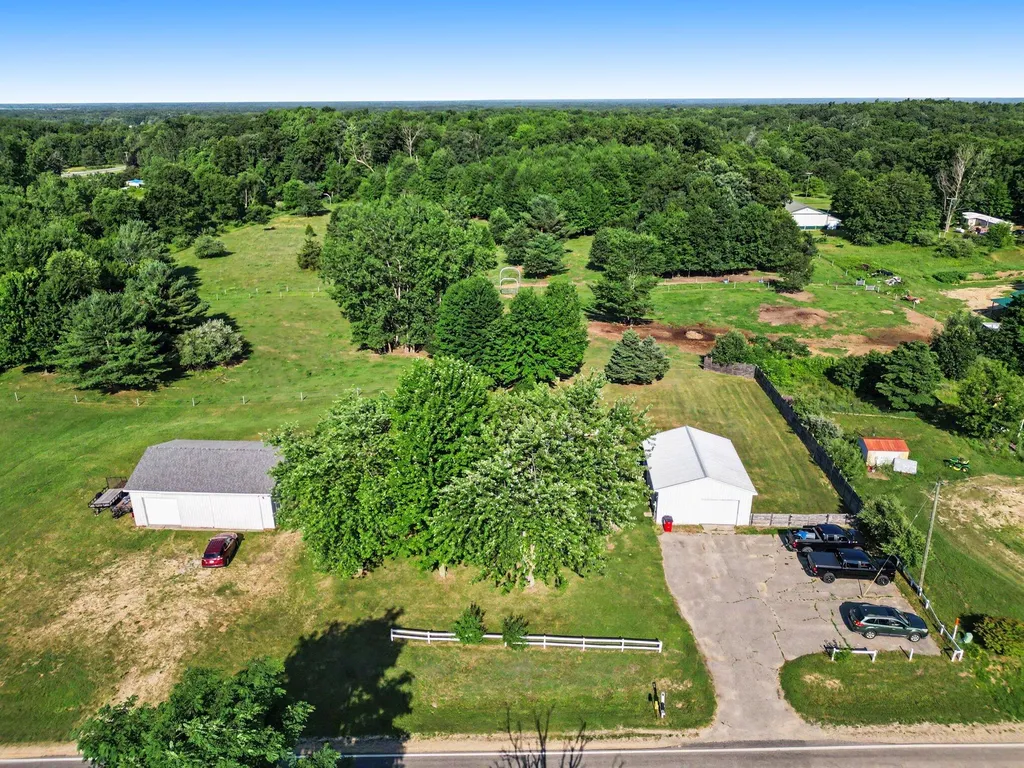 8691 S Elm Avenue Croton Township MI 49337