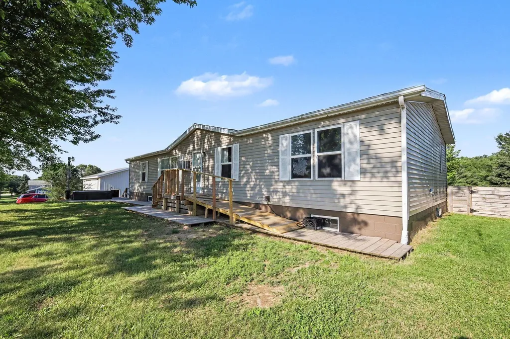 8691 S Elm Avenue Croton Township MI 49337