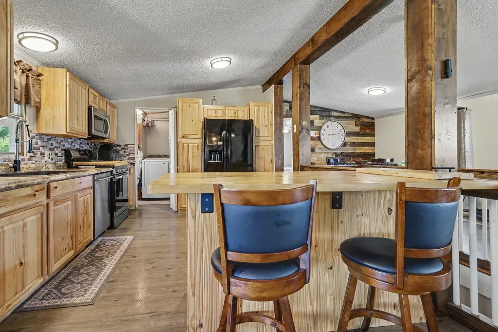 8691 S Elm Avenue Croton Township MI 49337