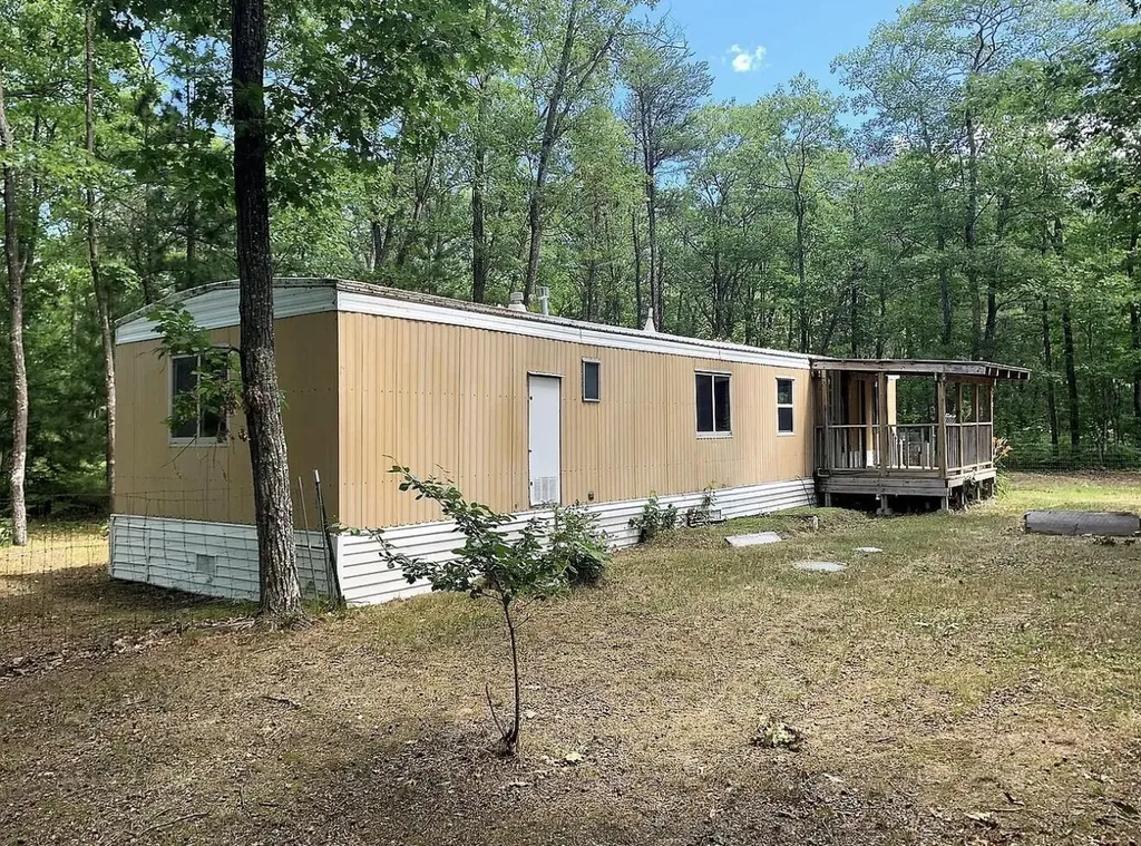 7614 Co Road 646 Rogers Township MI 49779