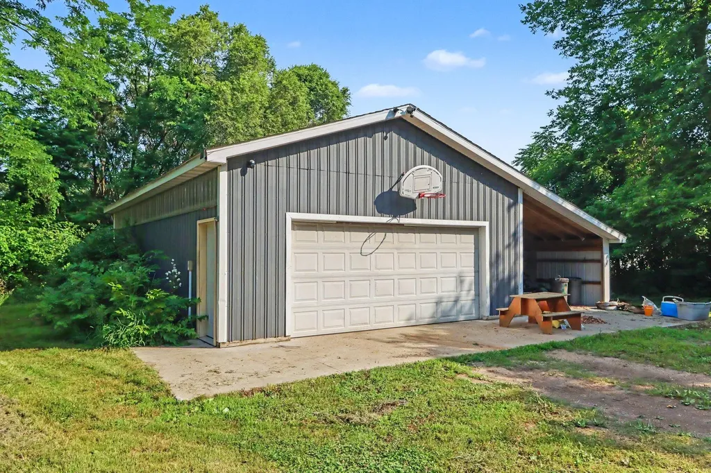 12671 Fort Custer Drive Charleston Township MI 49053