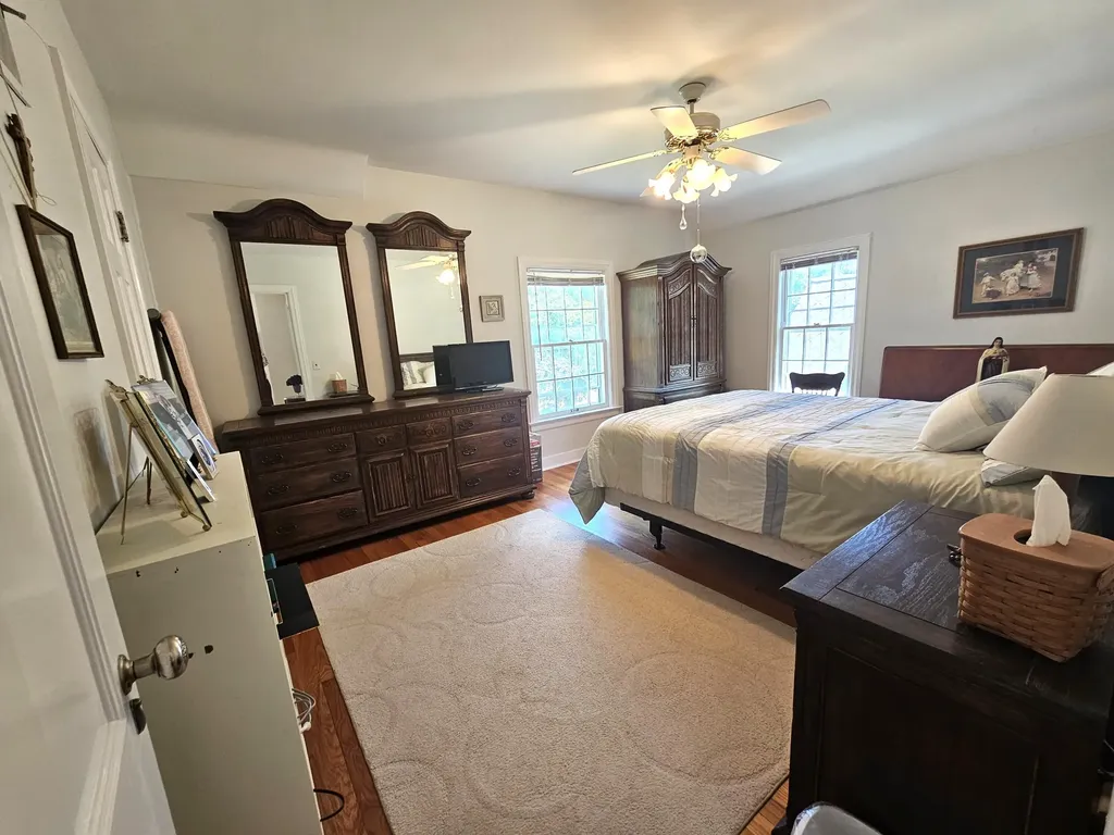 2236 Tipperary Road Kalamazoo City MI 49008
