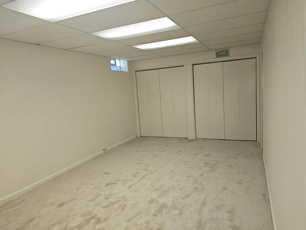 2236 Tipperary Road Kalamazoo City MI 49008