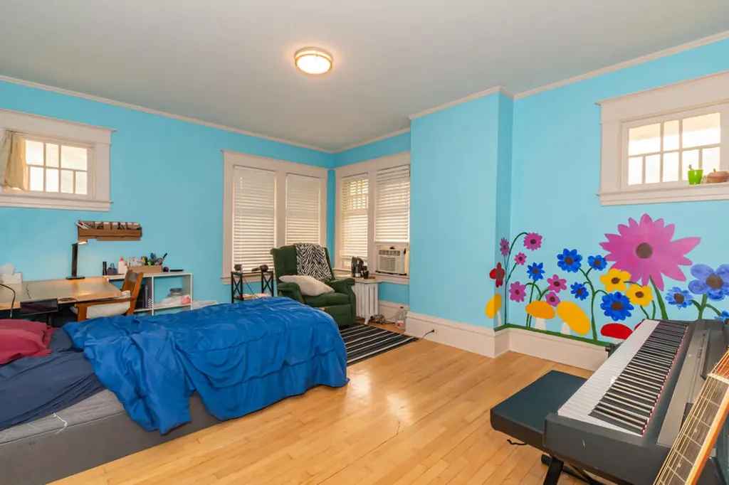 119 Prairie Avenue Kalamazoo City MI 49006