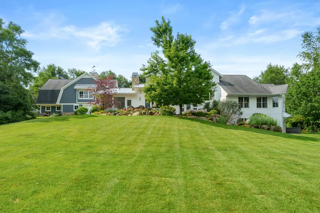 10030 W Rs Avenue Texas Charter Township MI 49071
