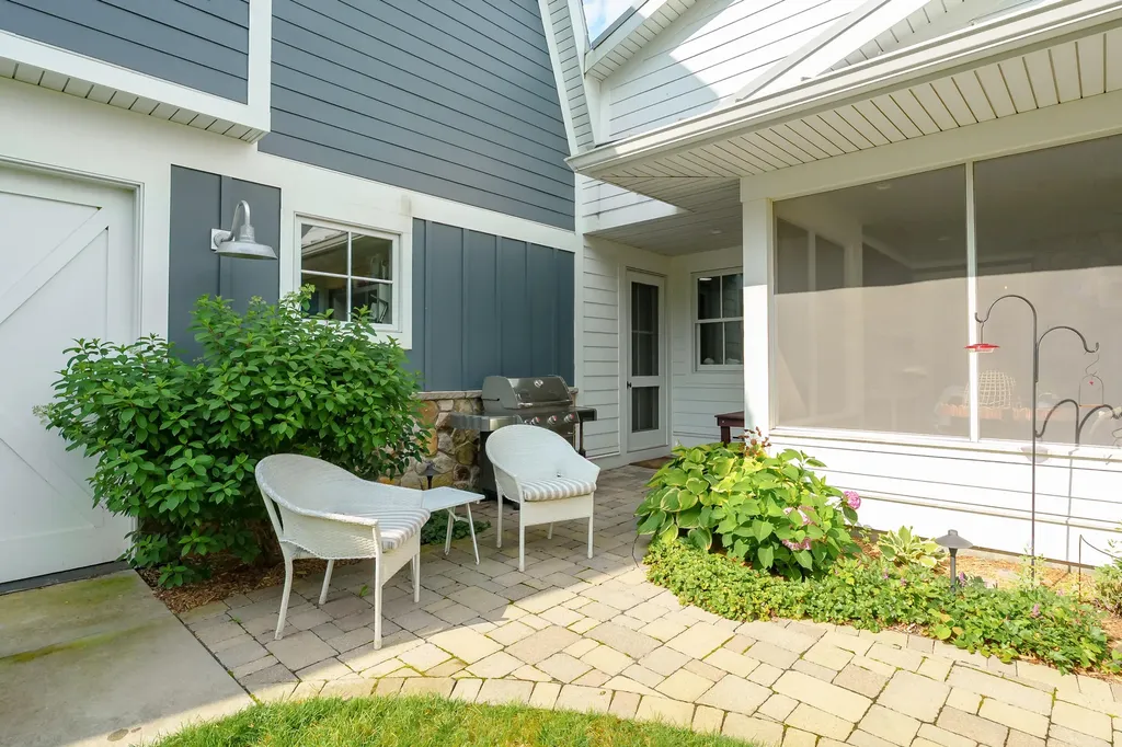 10030 W Rs Avenue Texas Charter Township MI 49071