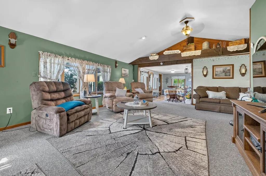 2871 River Road Hastings Charter Township MI 49058