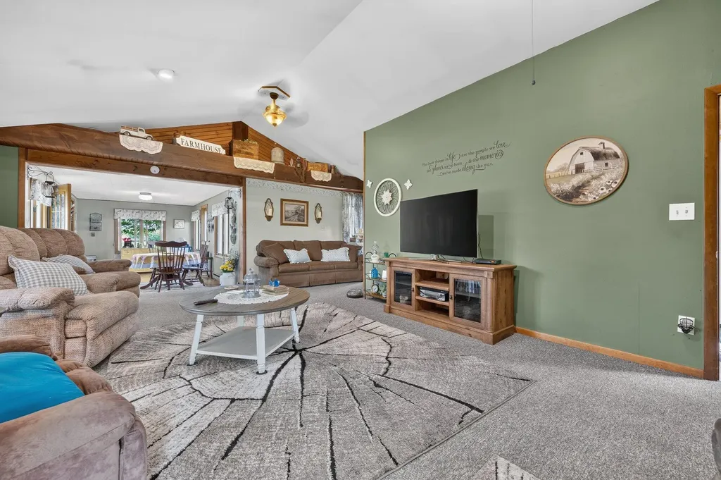 2871 River Road Hastings Charter Township MI 49058