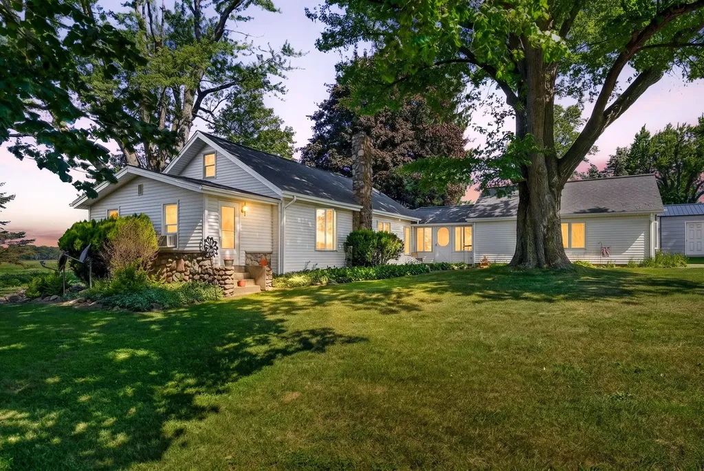 2871 River Road Hastings Charter Township MI 49058