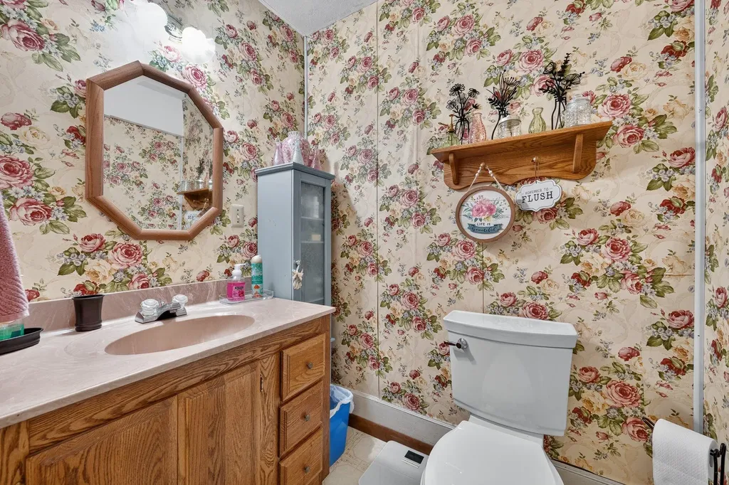 2871 River Road Hastings Charter Township MI 49058