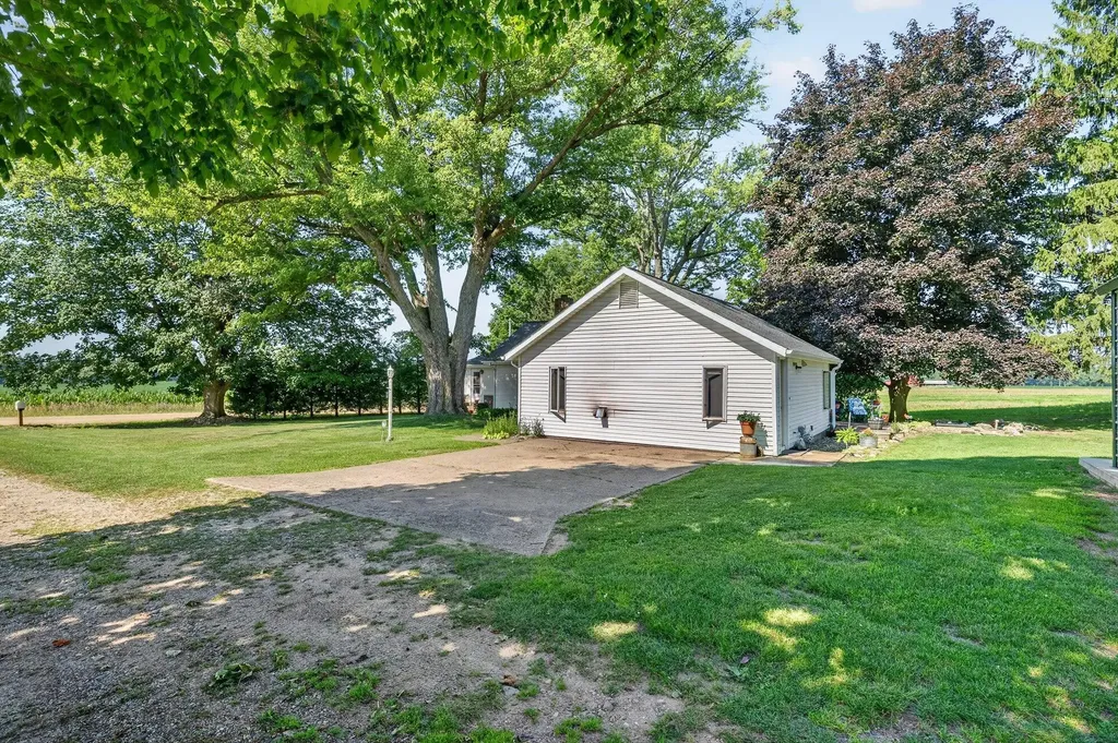 2871 River Road Hastings Charter Township MI 49058