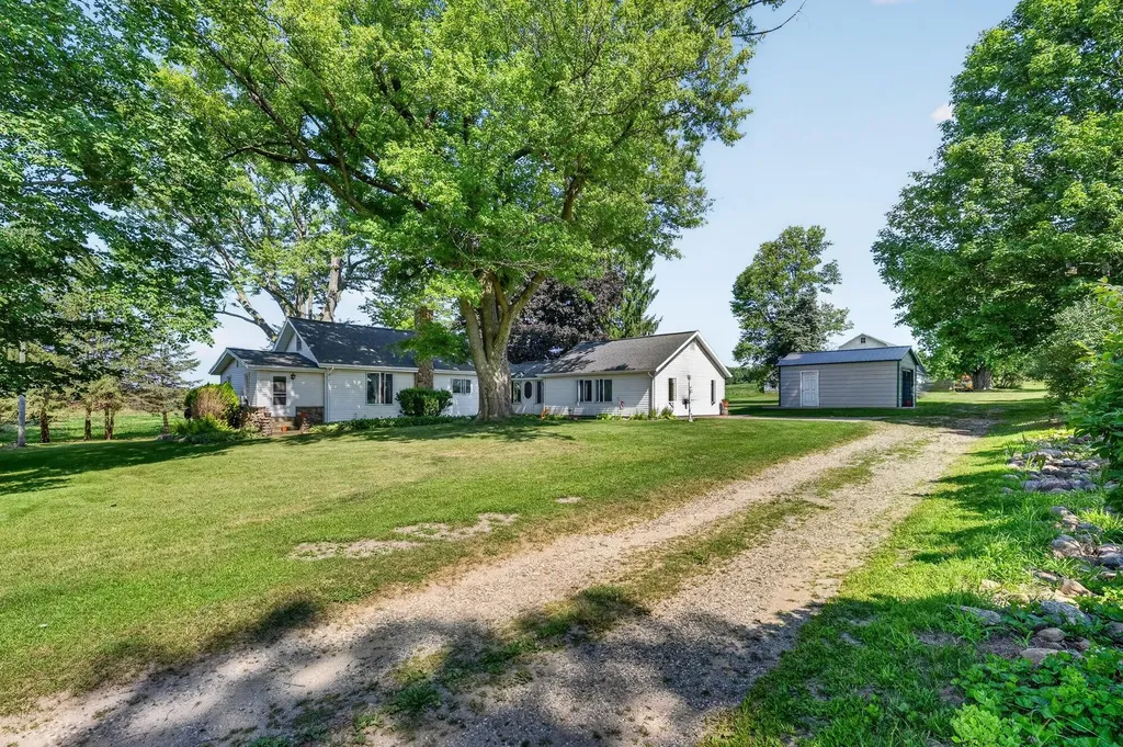 2871 River Road Hastings Charter Township MI 49058