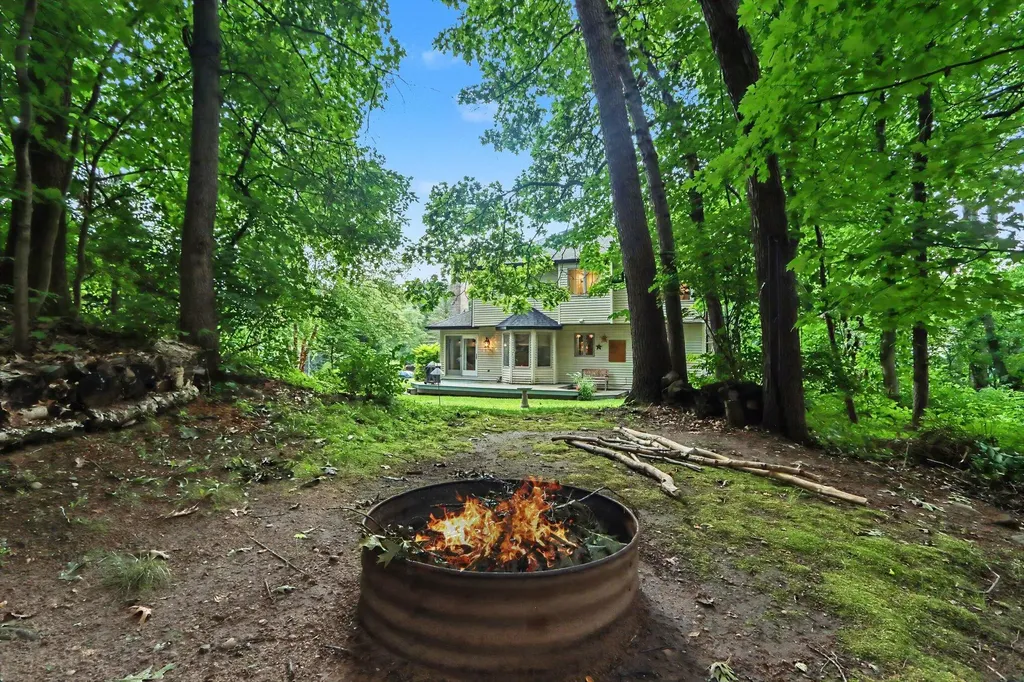 2573 Ramblewood Drive Oshtemo Charter Township MI 49009