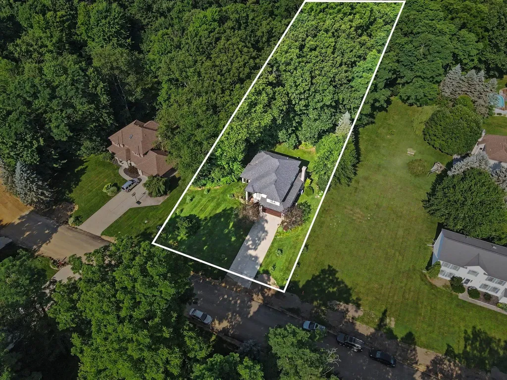 2573 Ramblewood Drive Oshtemo Charter Township MI 49009