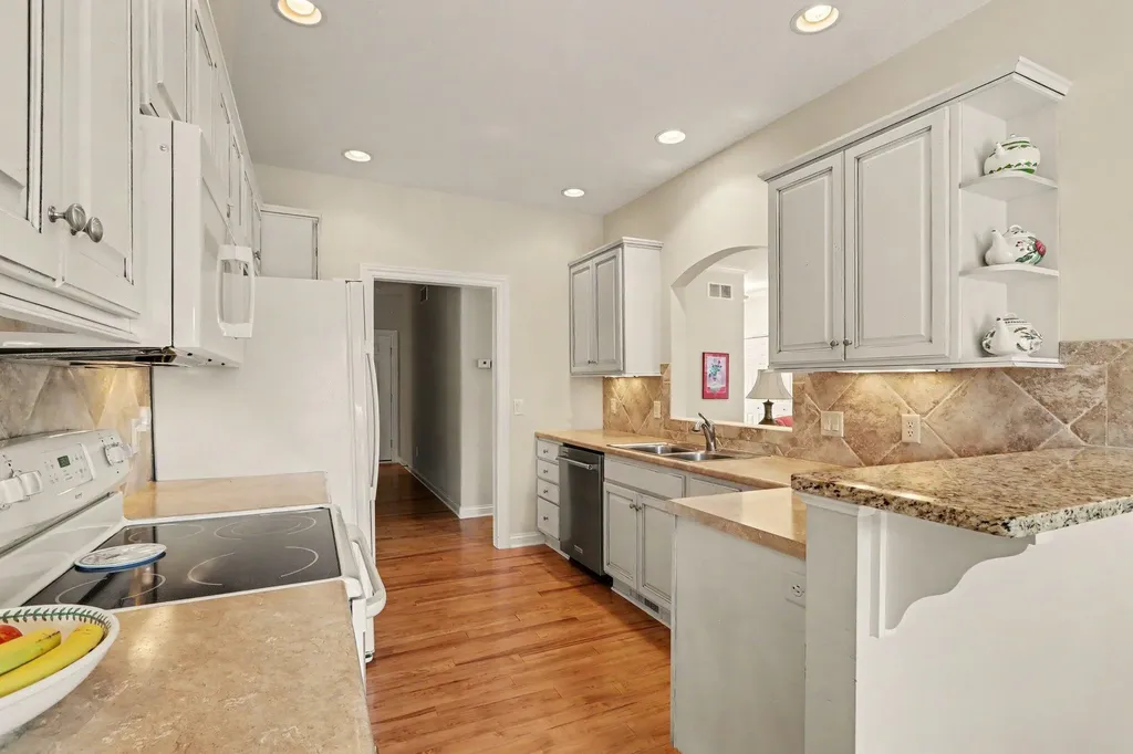 2600 West Port Drive Oshtemo Charter Township MI 49009