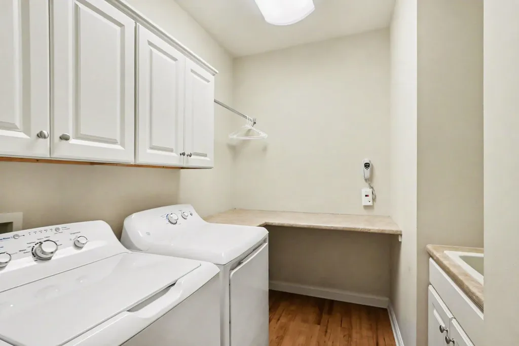 2600 West Port Drive Oshtemo Charter Township MI 49009