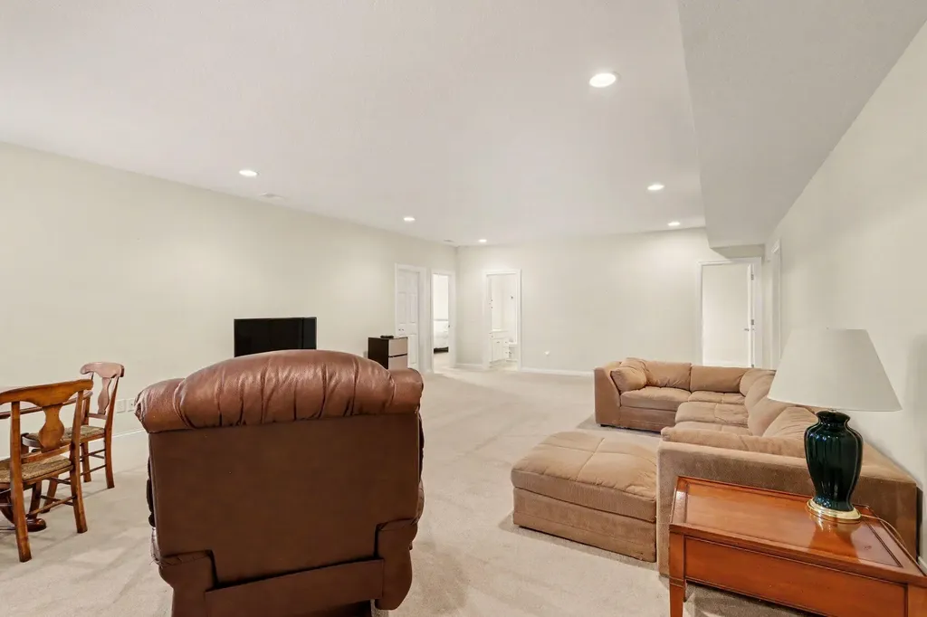 2600 West Port Drive Oshtemo Charter Township MI 49009