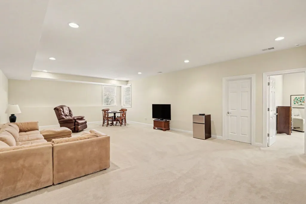 2600 West Port Drive Oshtemo Charter Township MI 49009