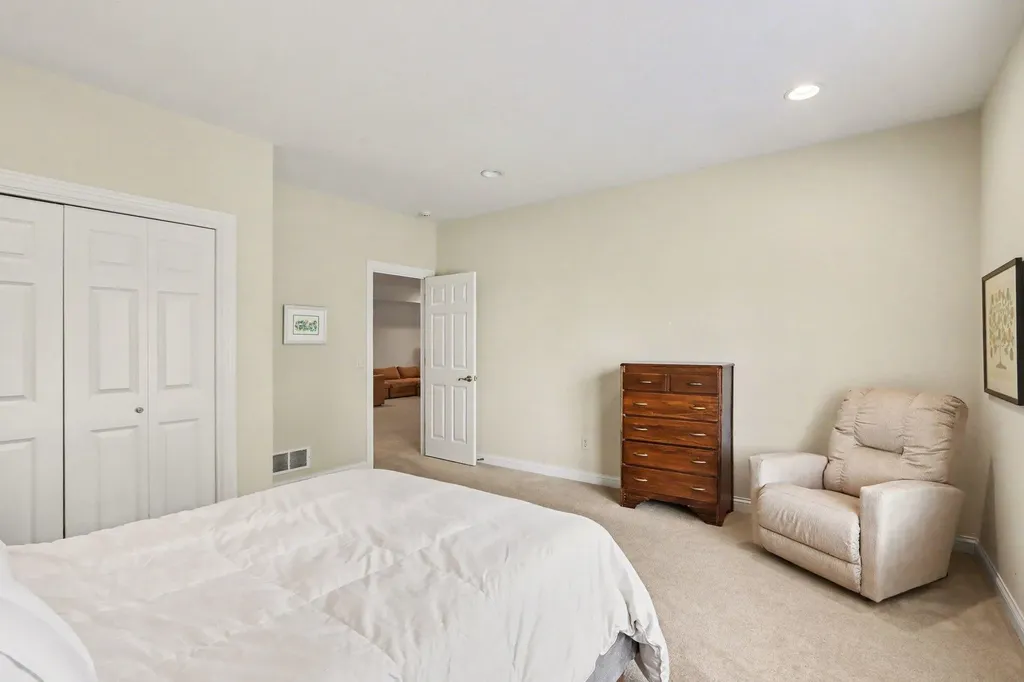 2600 West Port Drive Oshtemo Charter Township MI 49009