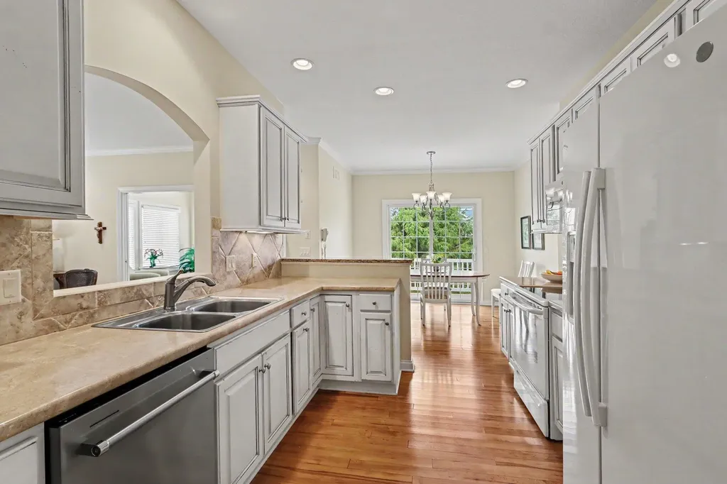 2600 West Port Drive Oshtemo Charter Township MI 49009