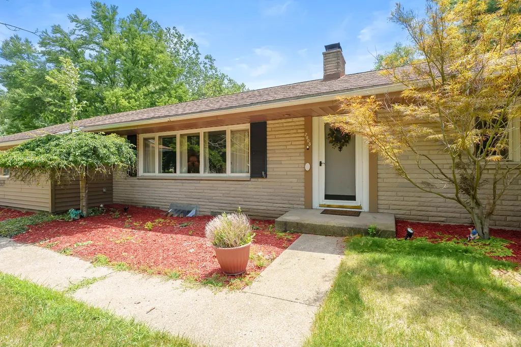 2805 Winchell Avenue Kalamazoo City MI 49008