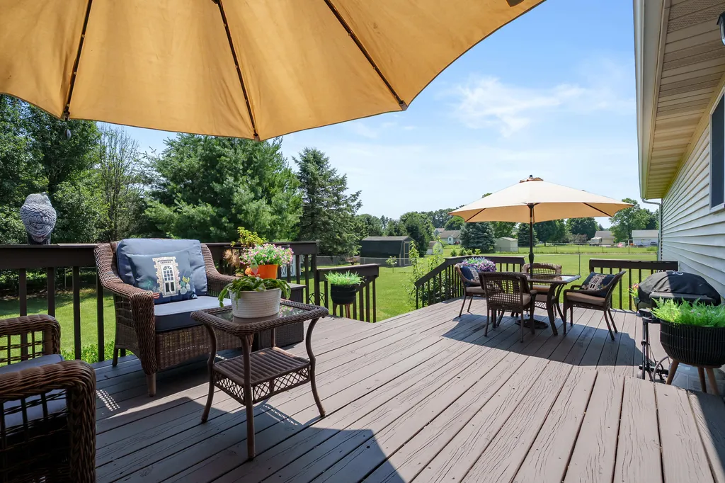 53439 Rolling Meadow Boulevard Antwerp Township MI 49079