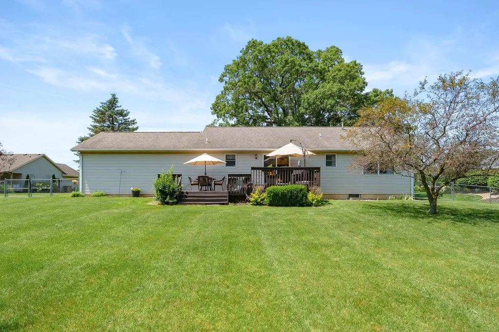 53439 Rolling Meadow Boulevard Antwerp Township MI 49079
