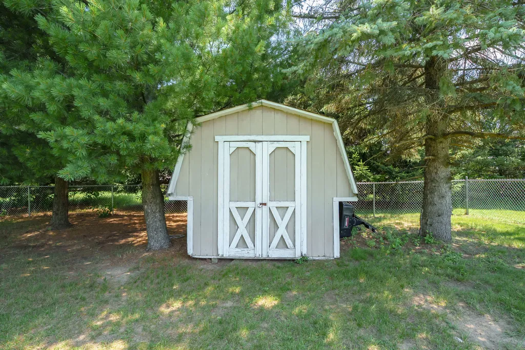 53439 Rolling Meadow Boulevard Antwerp Township MI 49079