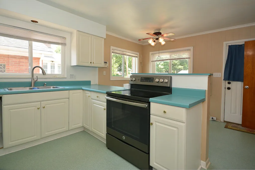 141 Chestnut Street Battle Creek City MI 49017