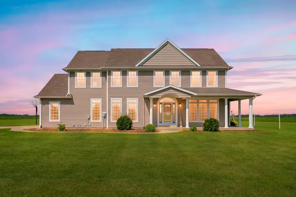 52075 45th Street Paw Paw Township MI 49079