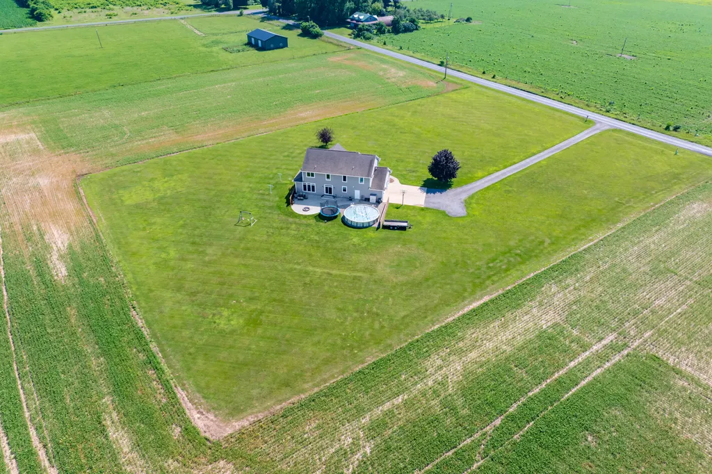 52075 45th Street Paw Paw Township MI 49079