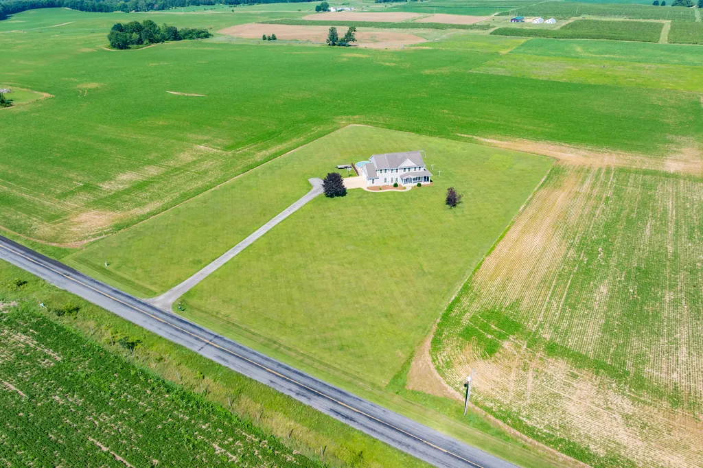 52075 45th Street Paw Paw Township MI 49079