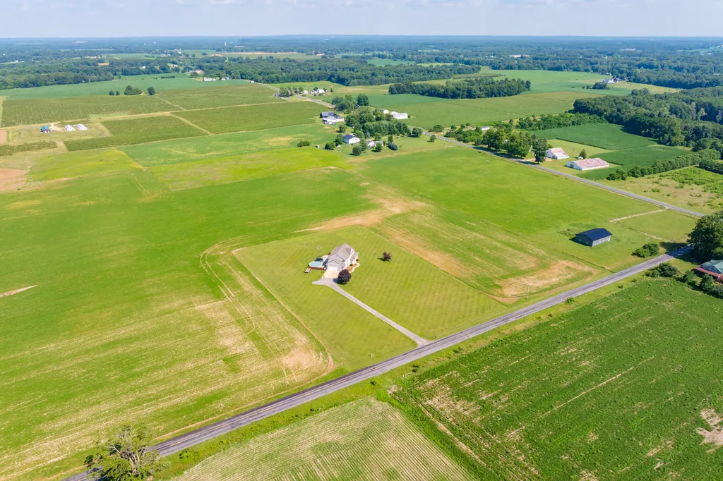 52075 45th Street Paw Paw Township MI 49079