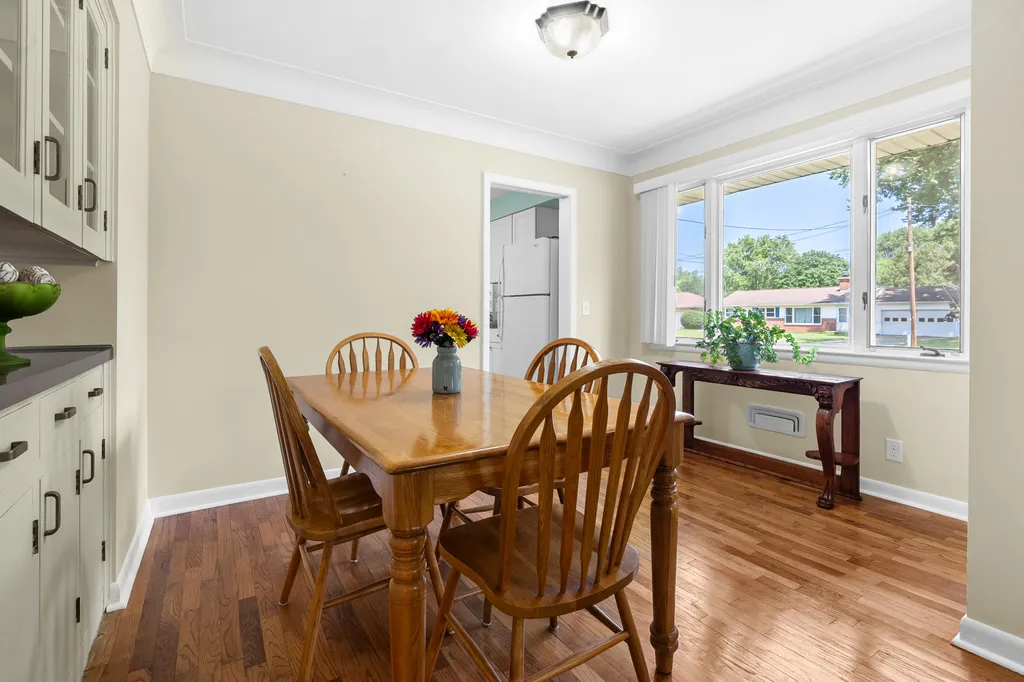 3225 Cranbrook Avenue Kalamazoo Charter Township MI 49006