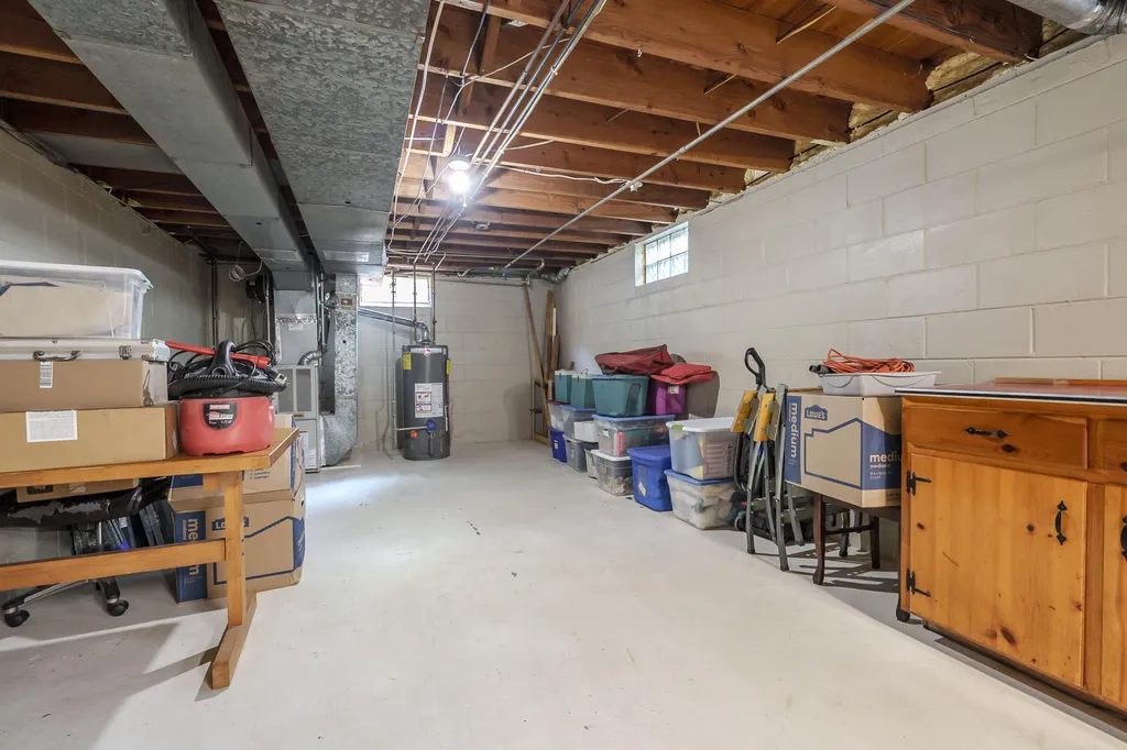 3225 Cranbrook Avenue Kalamazoo Charter Township MI 49006