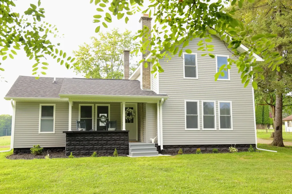 10797 E T Avenue Pavilion Township MI 49088