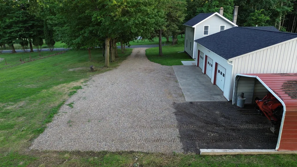 10797 E T Avenue Pavilion Township MI 49088