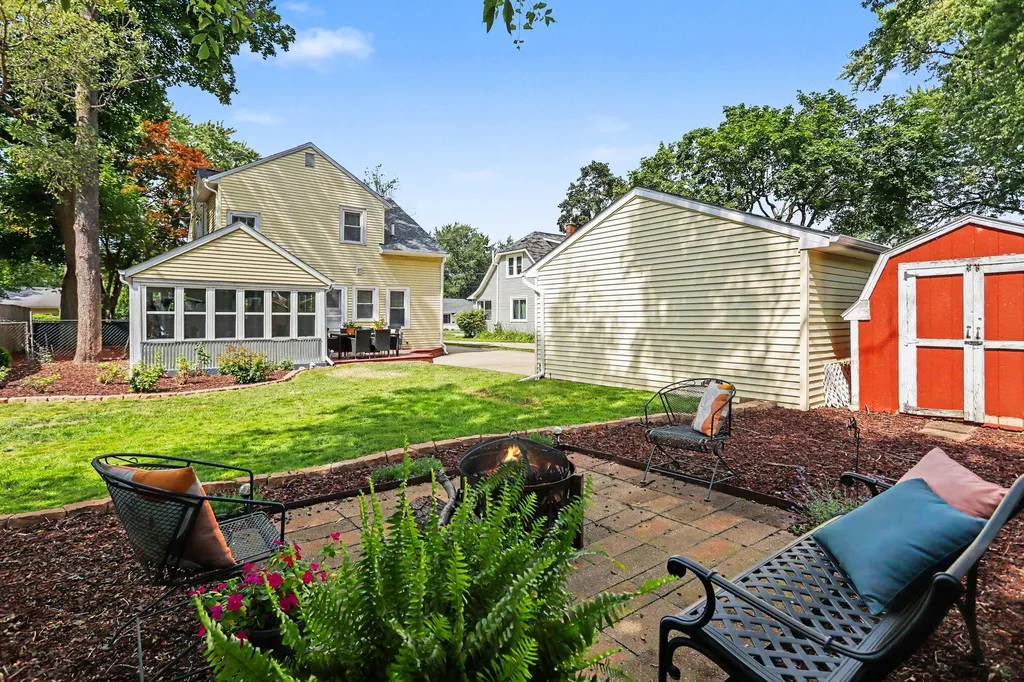 1310 Vassar Drive Kalamazoo City MI 49001