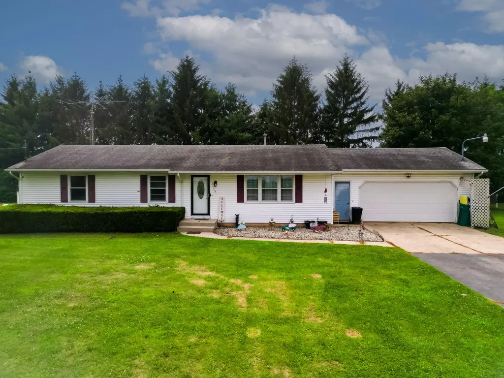 51104 Silver Street Park Township MI 49093