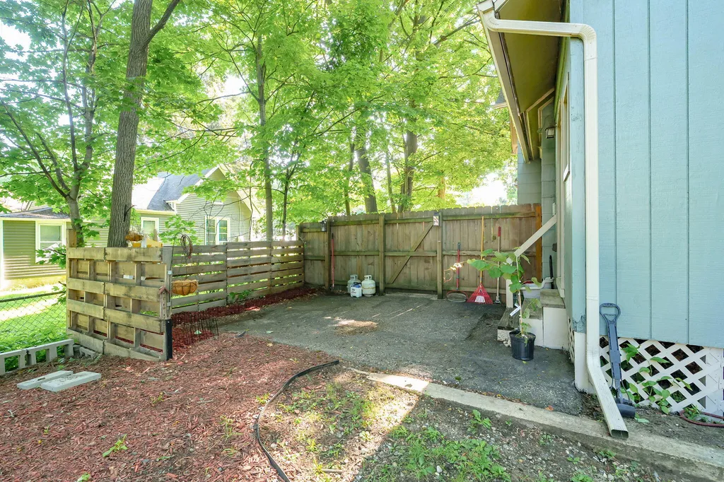 349 N Marshall Avenue Marshall City MI 49068